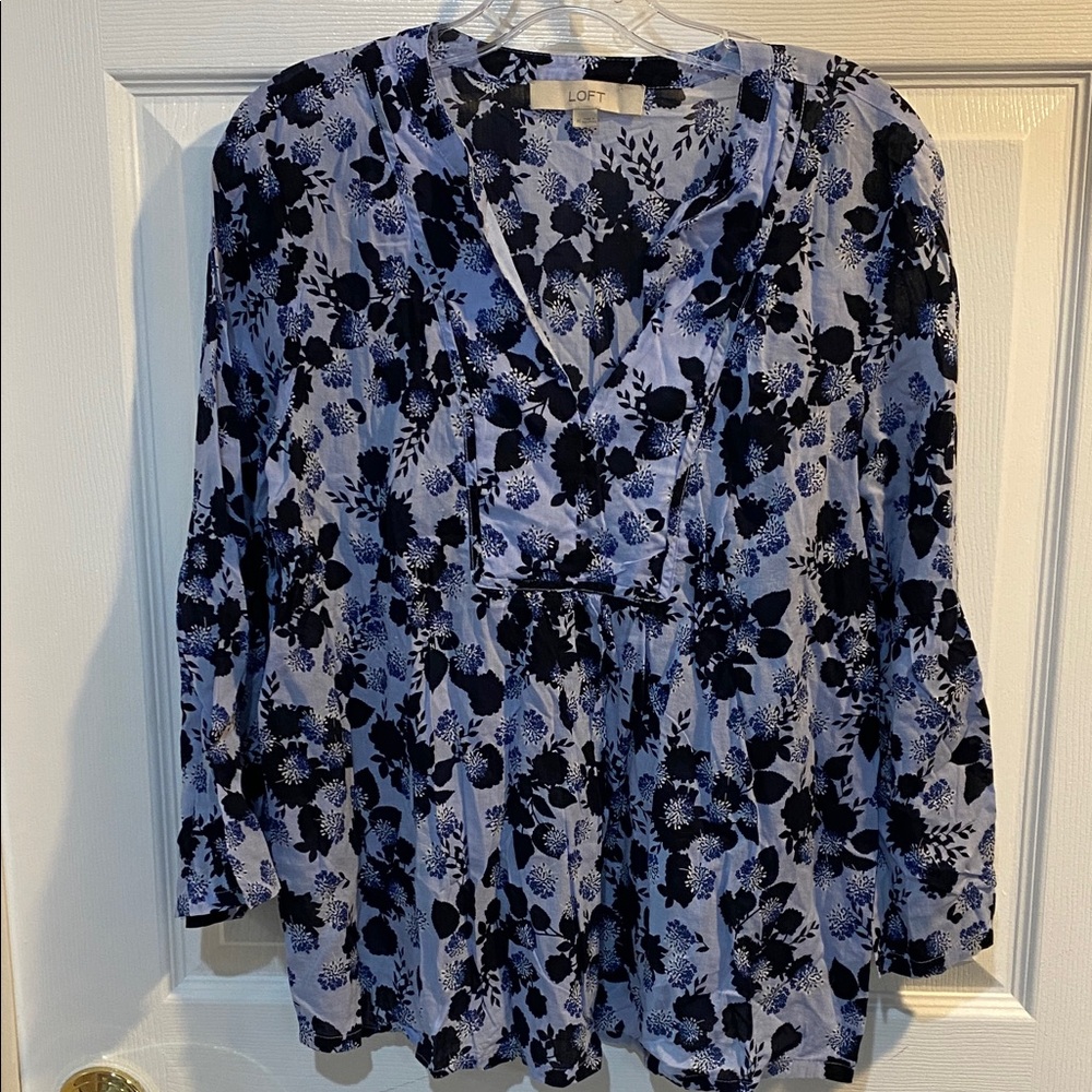 Loft size medium top